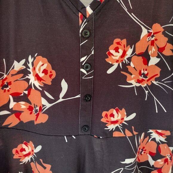 Moyabo dress - Picture 2 of 8